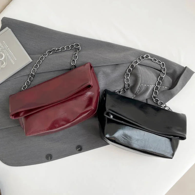 Bolsa Mireli feminina de ombro com estrutura elegante e formato moderno