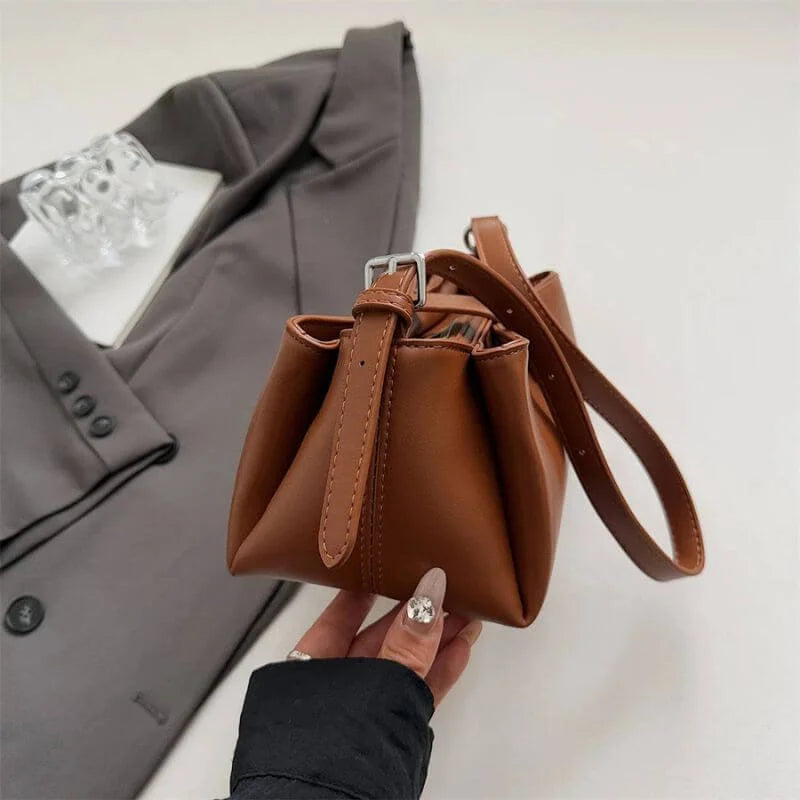 BOLSA DE COURO PEQUENA