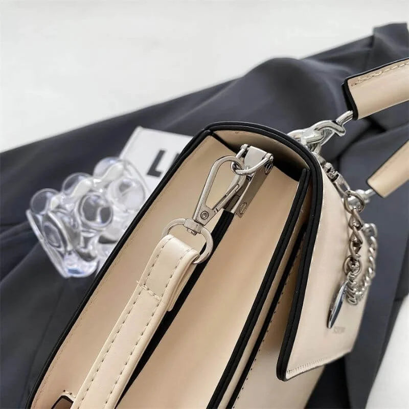 BOLSA PEQUENA DE MÃO
