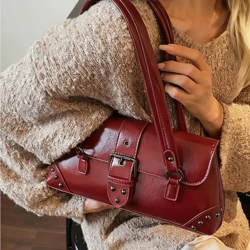 Bolsa Baguete Boho Punk com Studs - Jade