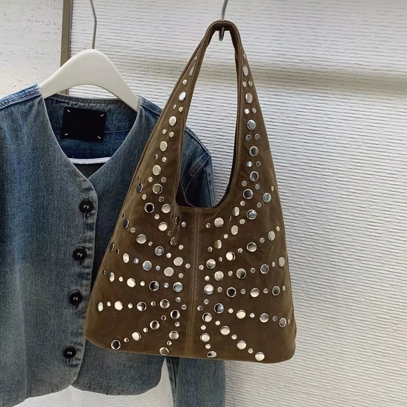 Bolsa Boho Punk com Studs - Avenue Caqui