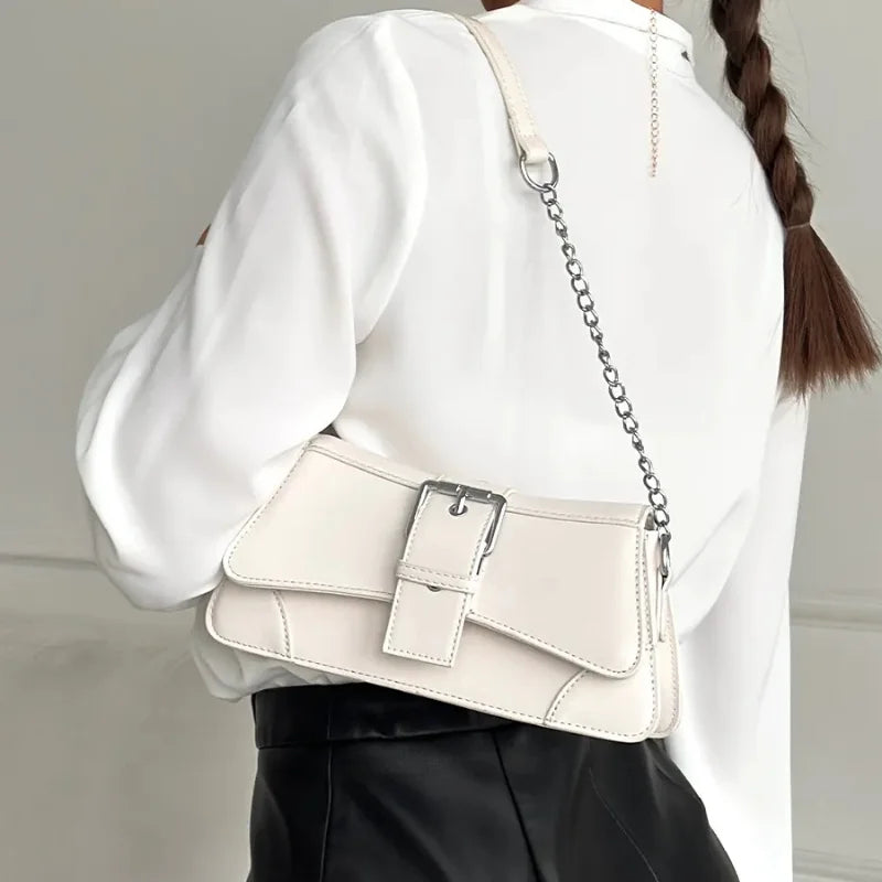 Bolsa de Couro com Corrente - Capri Branca