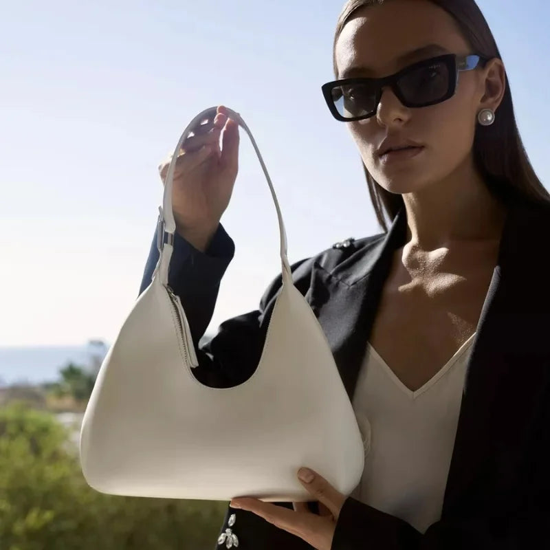 Bolsa Meia Lua - Antonella