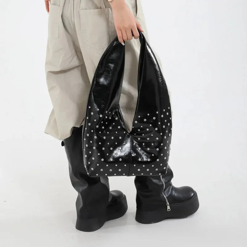 Bolsa Tote Boho Punk com Studs - Estela Preta