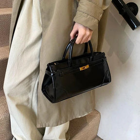 BOLSA PRETA DE MÃO