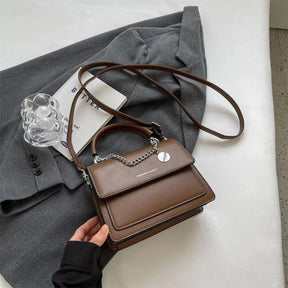 BOLSA PEQUENA MARROM