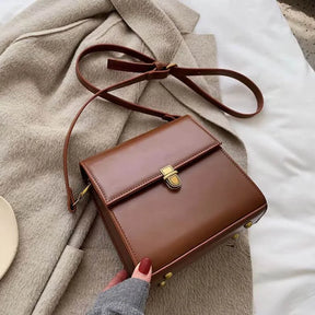 BOLSA FEMININA PEQUENA
