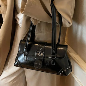 Bolsa Baguete Boho Punk com Studs - Jade