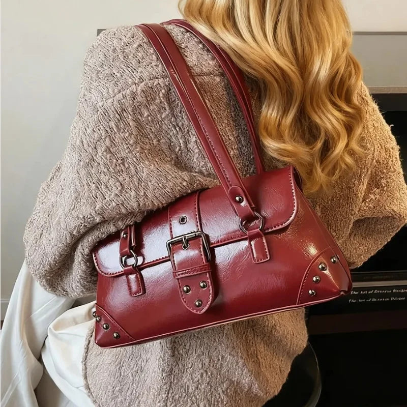 Bolsa Baguete Boho Punk com Studs - Jade