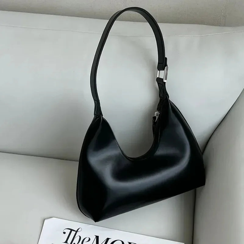 Bolsa Meia Lua - Antonella